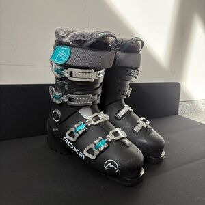 Women’s Roxa R Fit 75 Ski Boots Size 27.5